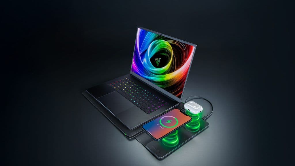 Razer launches $130 laptop sleeve featuring two wireless charging pads — Base variant with no tech costs $80, supports up to 16-inch devices