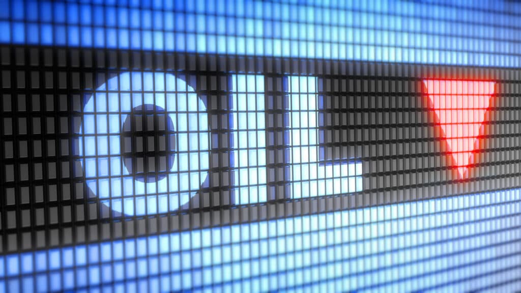 Oil turns negative as large US crude stock build outshines supply concerns